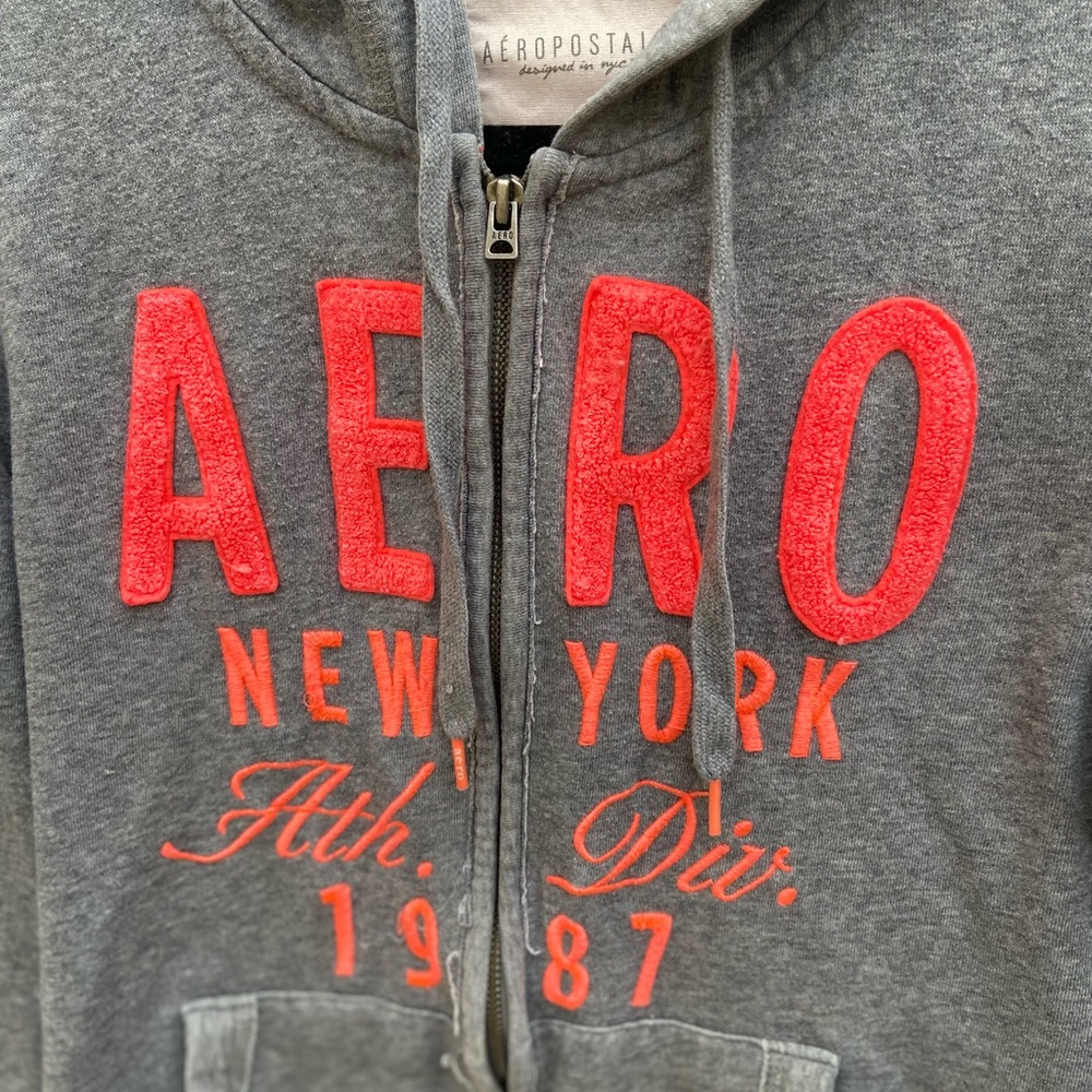 Y2k Aeropostale Grey & Pink Distressed Embroidered Zip Up Hoodie LG - Picture 2 of 5